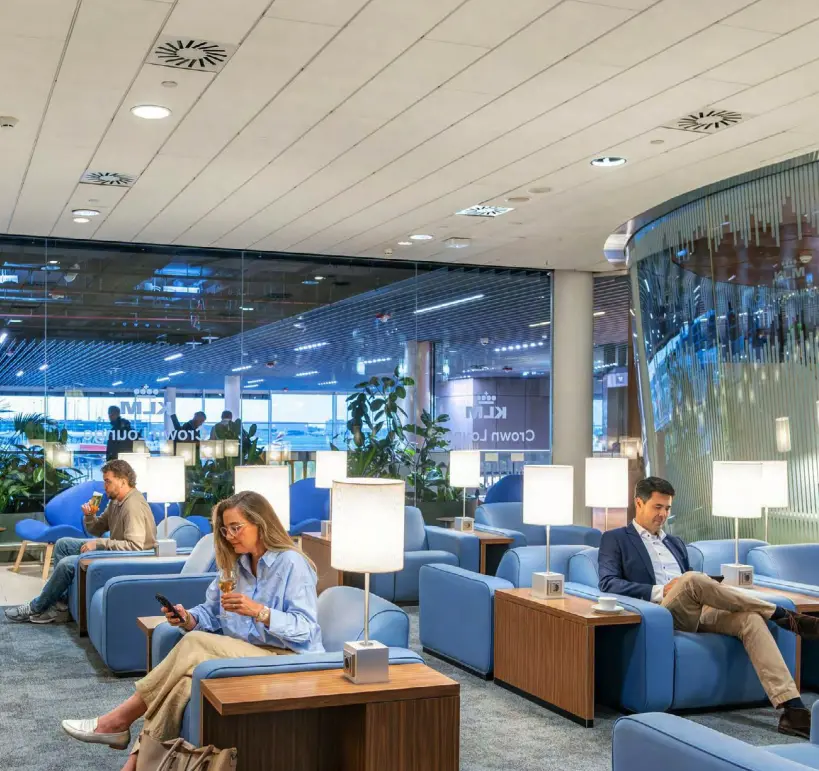 KLM Crown Lounge 25 (Schengen)