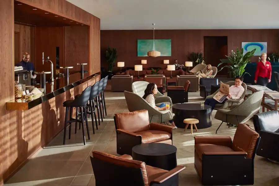 Cathay Pacific Business Class Lounge - Image 2